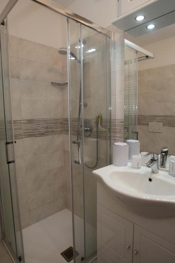 Panorama Lake View, Pool & Garden, 2 Bathrooms, Kingsize & Single-Beds, Fast Internet Toscolano Maderno Exteriér fotografie