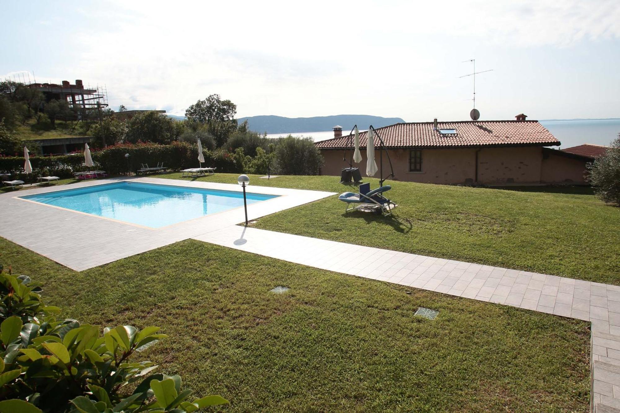 Panorama Lake View, Pool & Garden, 2 Bathrooms, Kingsize & Single-Beds, Fast Internet Toscolano Maderno Exteriér fotografie